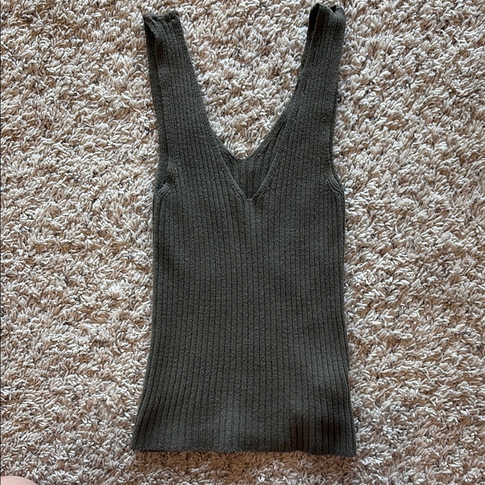 Brandy Melville Charcoal Ribbed Tank Top - Picture 2 of 2